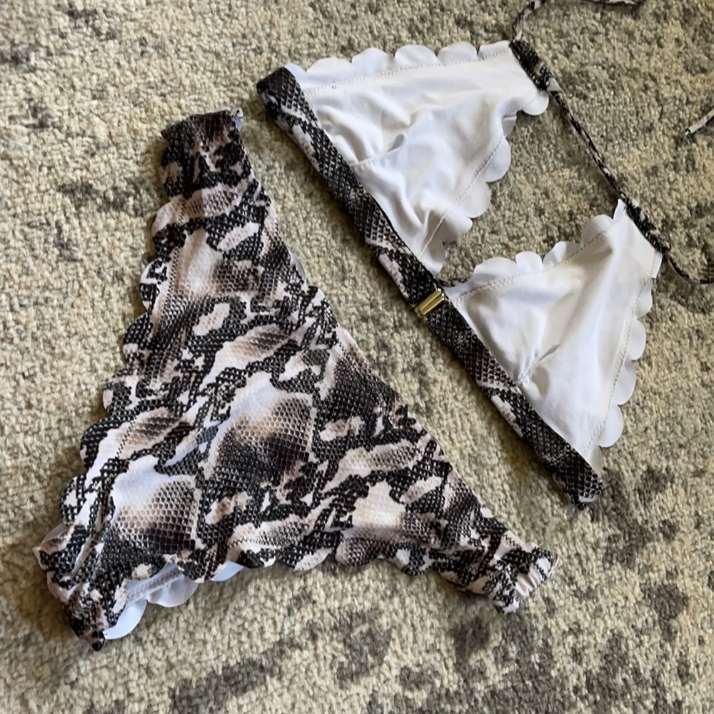 Snake Print Bikini Set - Picture 2 of 2